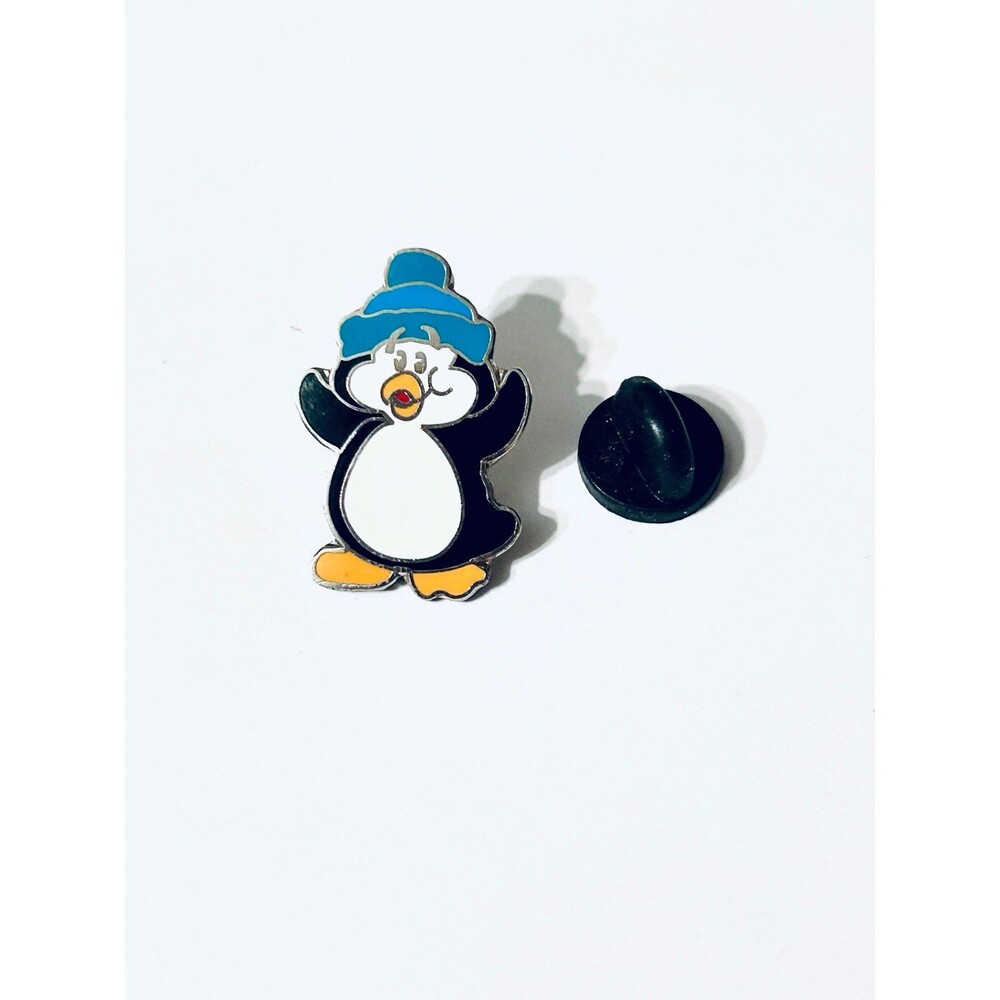 Penguin Enamel Pin - Picture 5 of 5